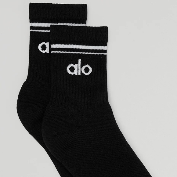 ALO Unisex Half-Crew Throwback Sock BLACK One Pair Women's Medium 7-10.5 - Picture 1 of 4